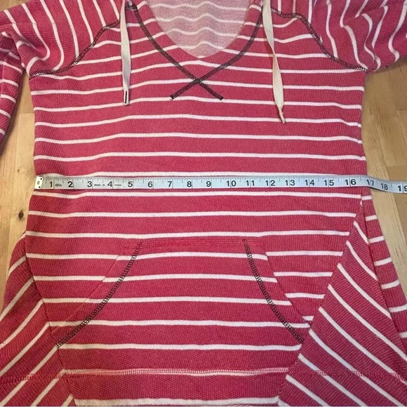 2 for$15 Columbia Red White Striped Hoodie - Picture 3 of 11
